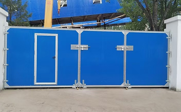 麦盖提工业平开门