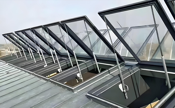 消防麦盖提排烟窗的接线安装指南