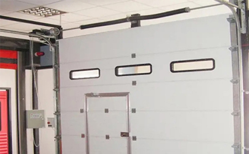 麦盖提工业提升门的安装方法