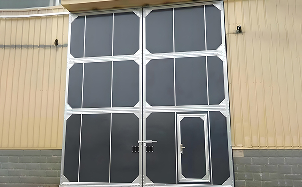 厂房麦盖提工业门选择与维护全解析：提升效率与安全的关键要素