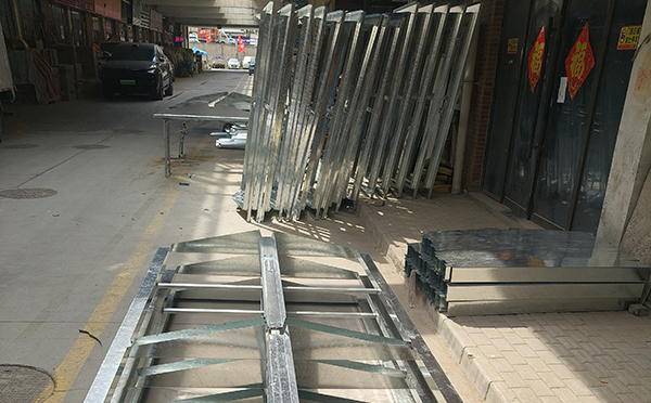 2025麦盖提排烟窗维护周期与电动开启故障排查