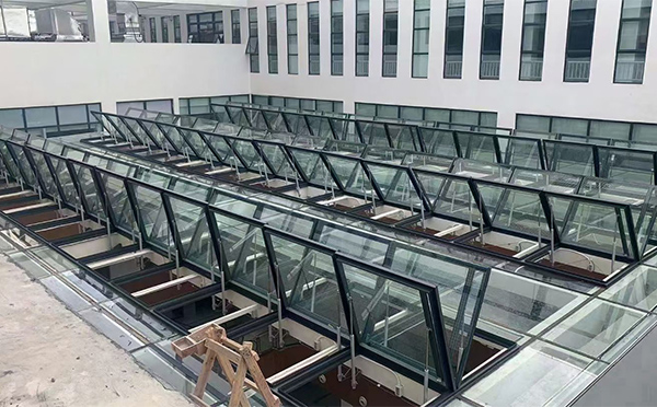 百安科技有限公司近期麦盖提排烟窗项目案例分享