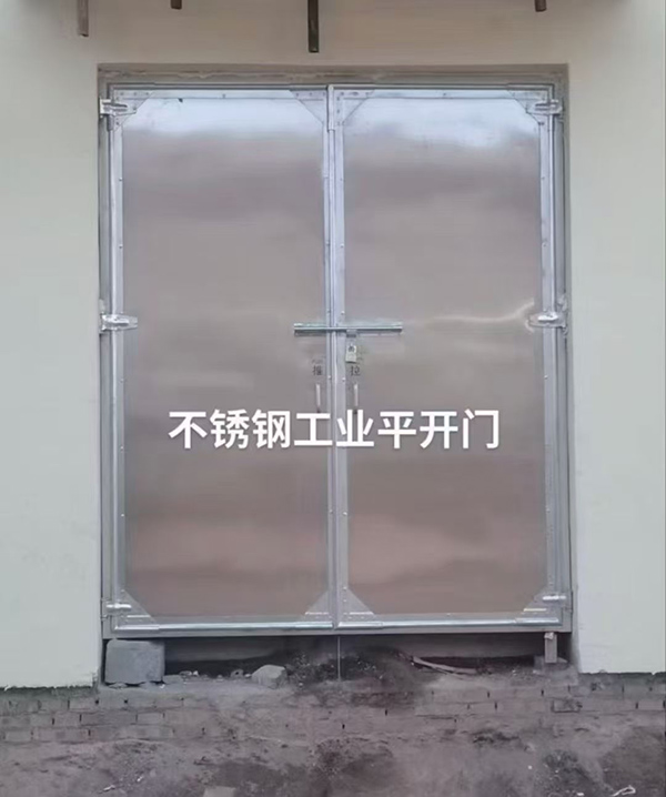 不锈钢麦盖提工业平开门在现代工业场景中的应用实践